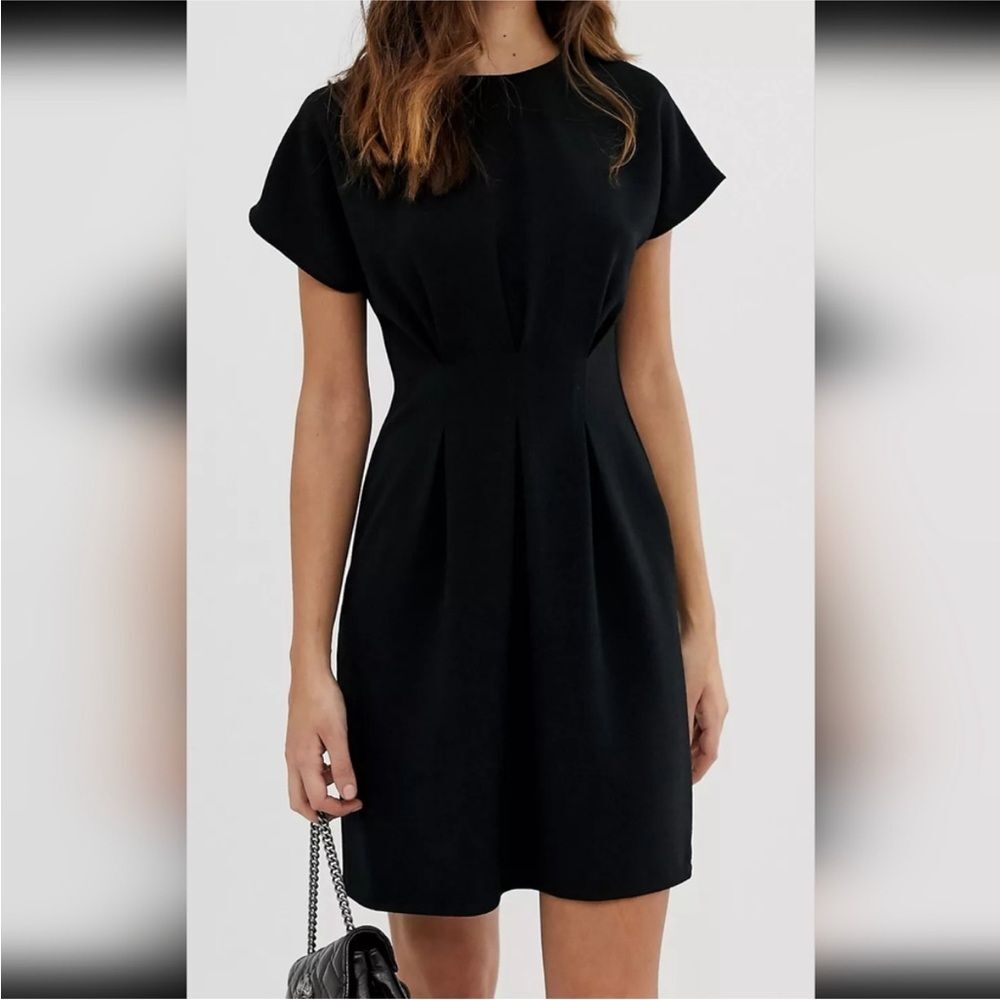 Host pick-ASOS Design nipped in waist mini dress in black sz. 2 - Picture 1 of 8